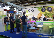 Those who walked past the booth of Klasmann-Deilmann and Maan Biobased Products during GreenTech encountered a bar counter filled with Growcoons and their latest product innovation: Nygaia. At least, if your fellow attendees weren't blocking your sight, as visitors to GreenTech 2023 showed great interest in what they call "the substrate of the future."